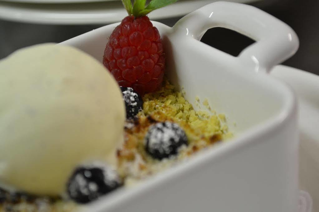 Wild Honey Inn ليسدونفارنا المظهر الخارجي الصورة